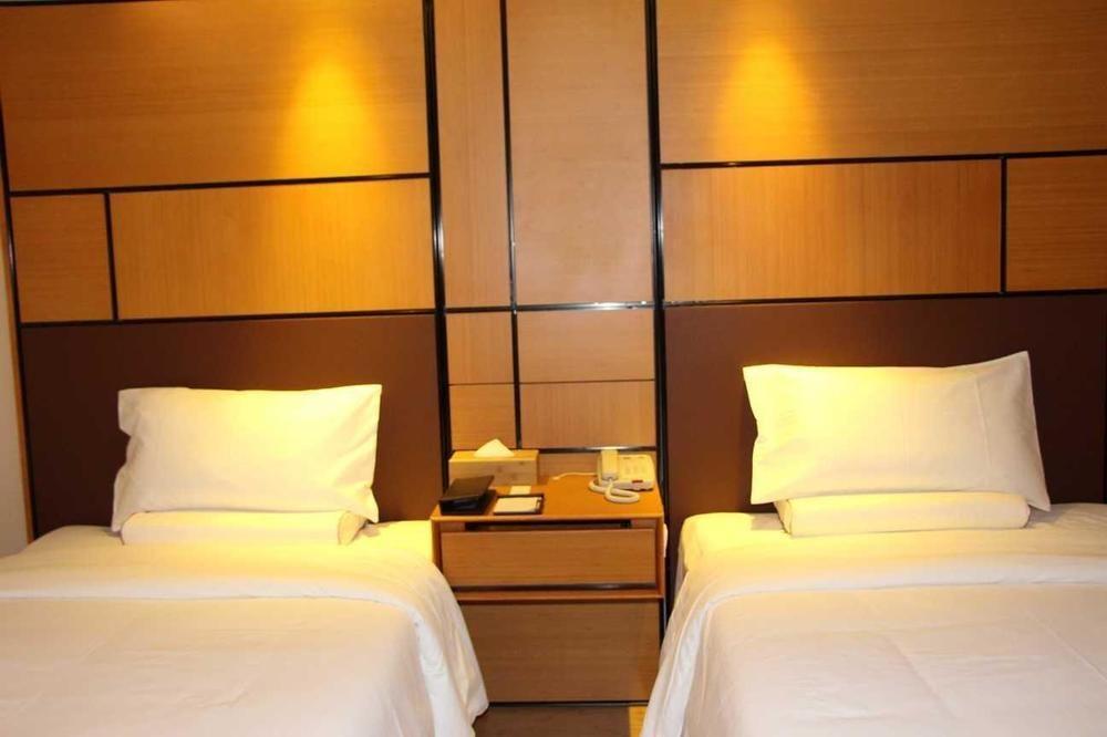 เจไอ โฮเทล คุนหมิง เจิ้งอี้ฟ่าง Hotel ภายนอก รูปภาพ